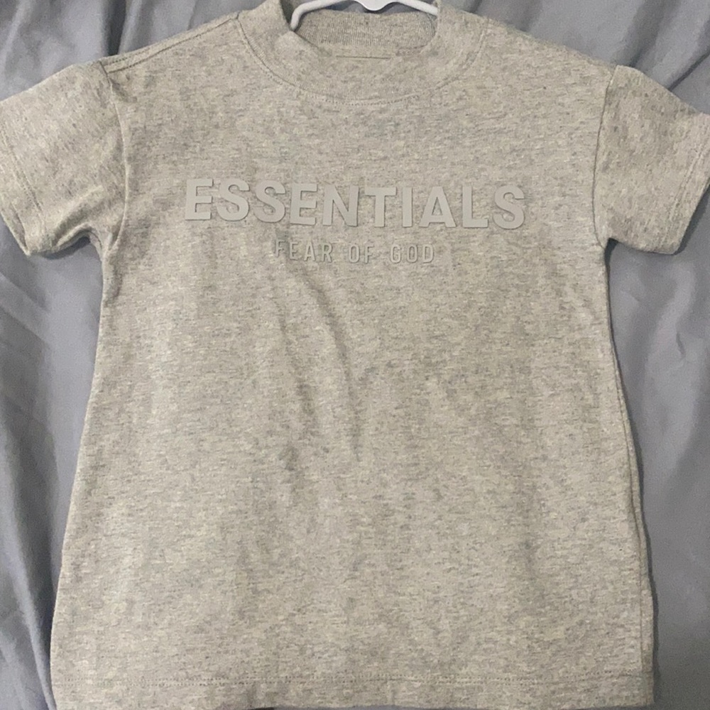 Essentials tshirt